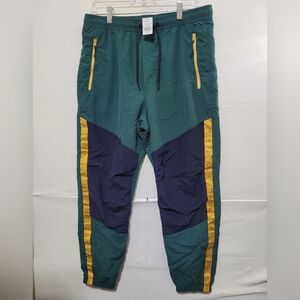 AMERICAN EAGLE TRACK PANTS MEN'S SIZE M GREEN ACTIVE HIKING NYLON JOGGER